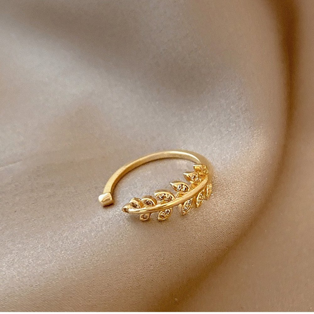 💕Last one Peace Oliver Leaf  Golden Ring - Picture 7 of 11